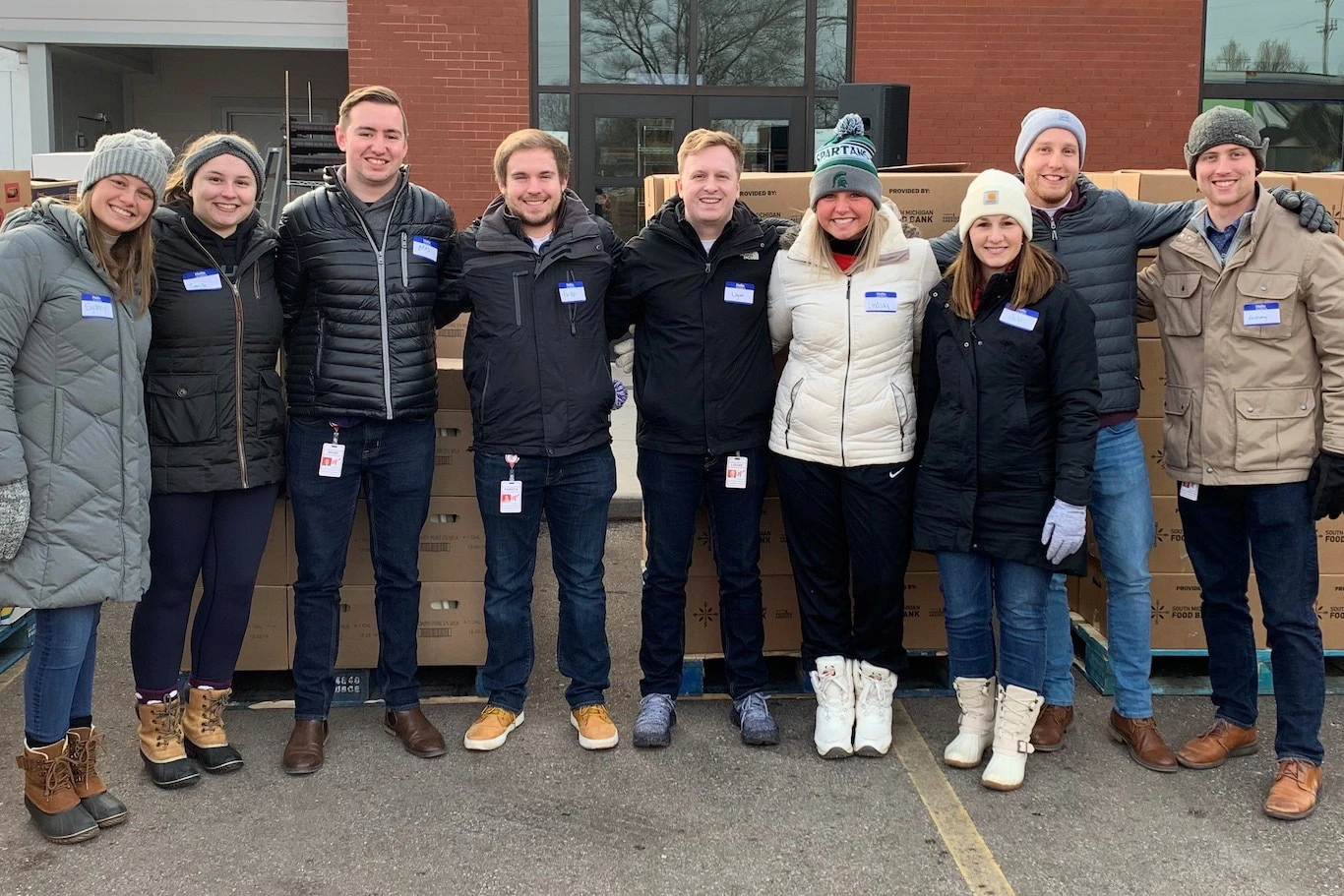 Temporary Student Support Interns Volunteerign in Winter